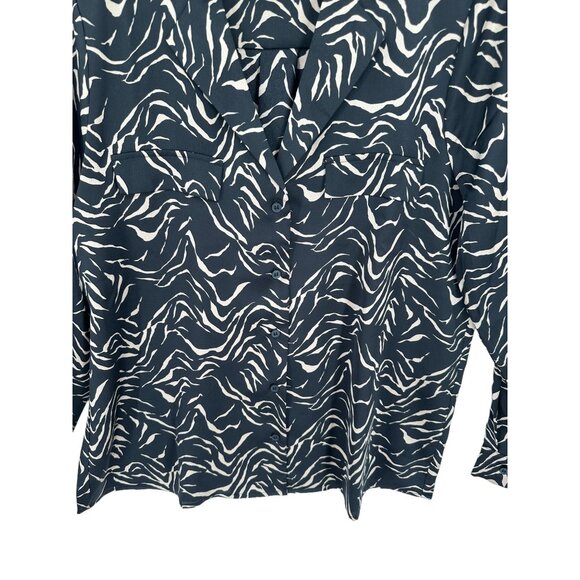 Pleione Top Blouse Shirt Button up Womens Size L‎ Tiger Stripe Work Career - Picture 4 of 10